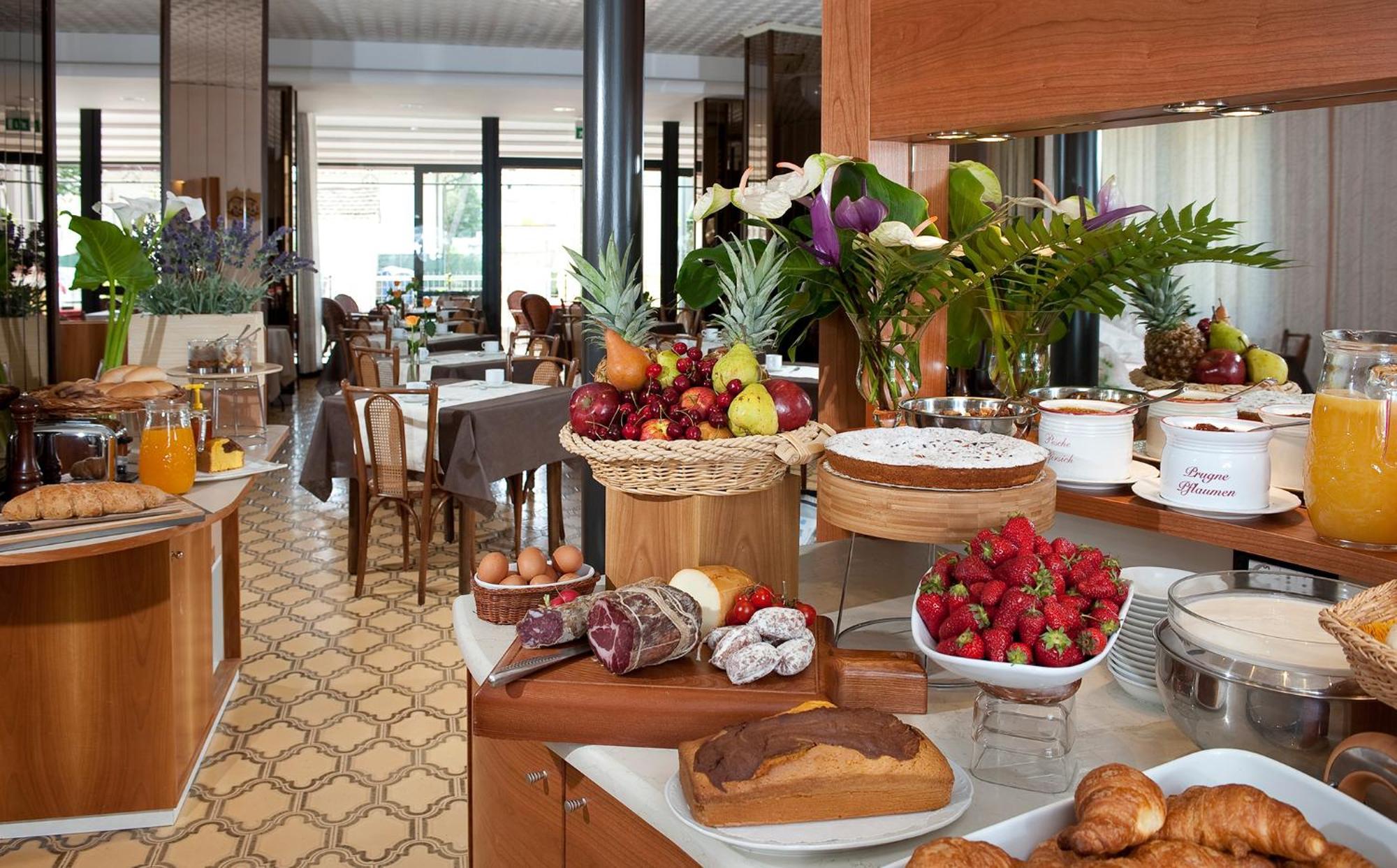 Hotel Gabriella Rimini Ngoại thất bức ảnh