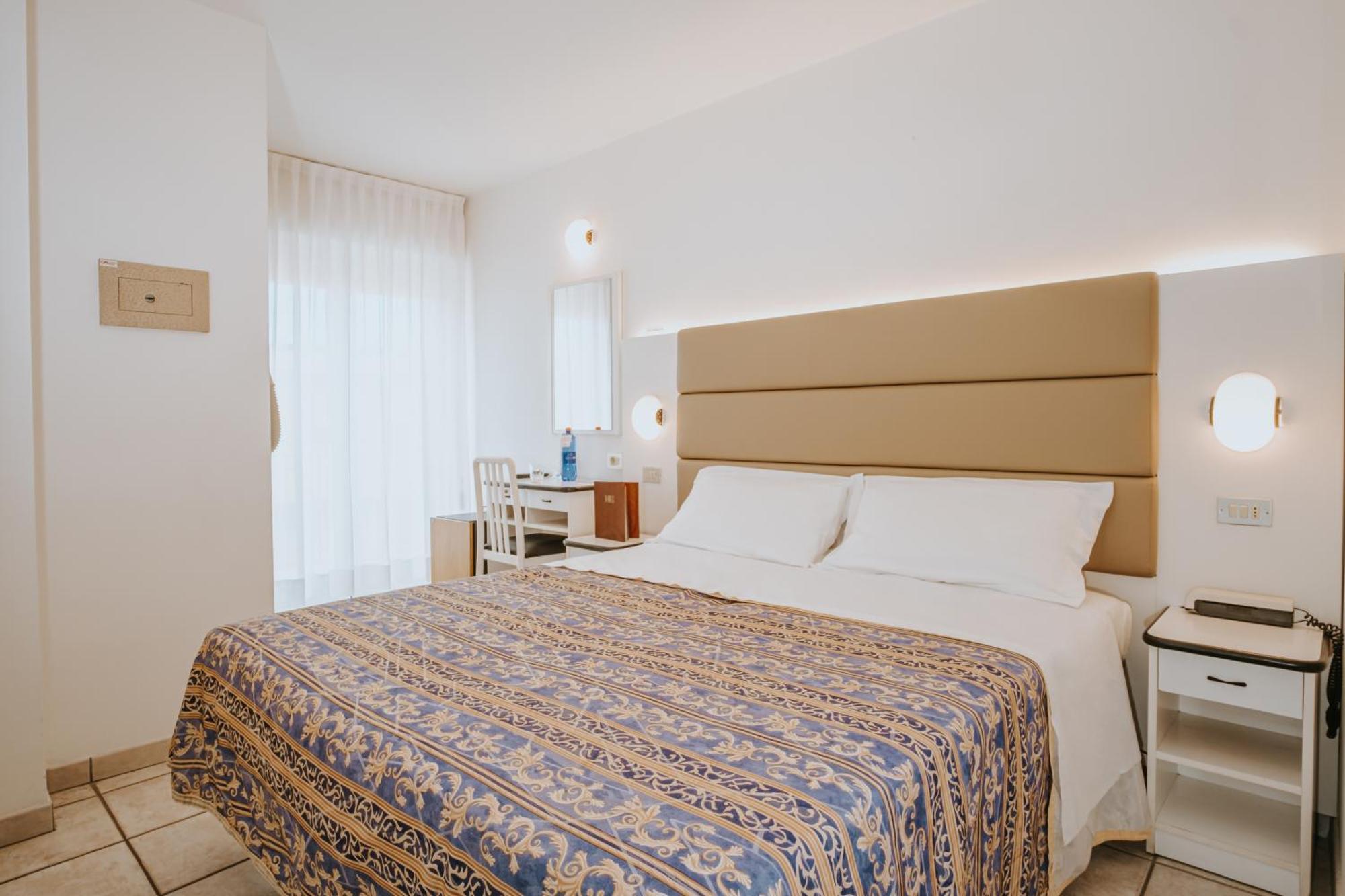 Hotel Gabriella Rimini Ngoại thất bức ảnh