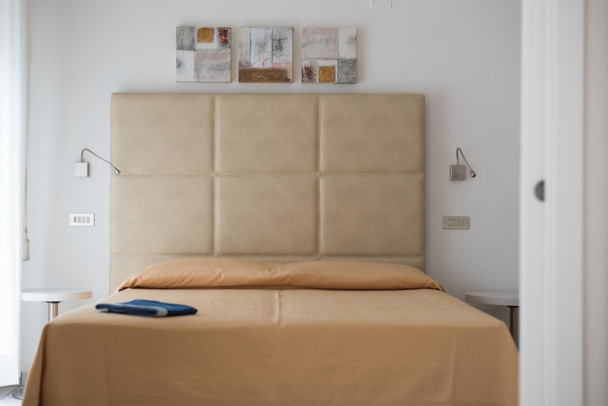 Hotel Gabriella Rimini Ngoại thất bức ảnh