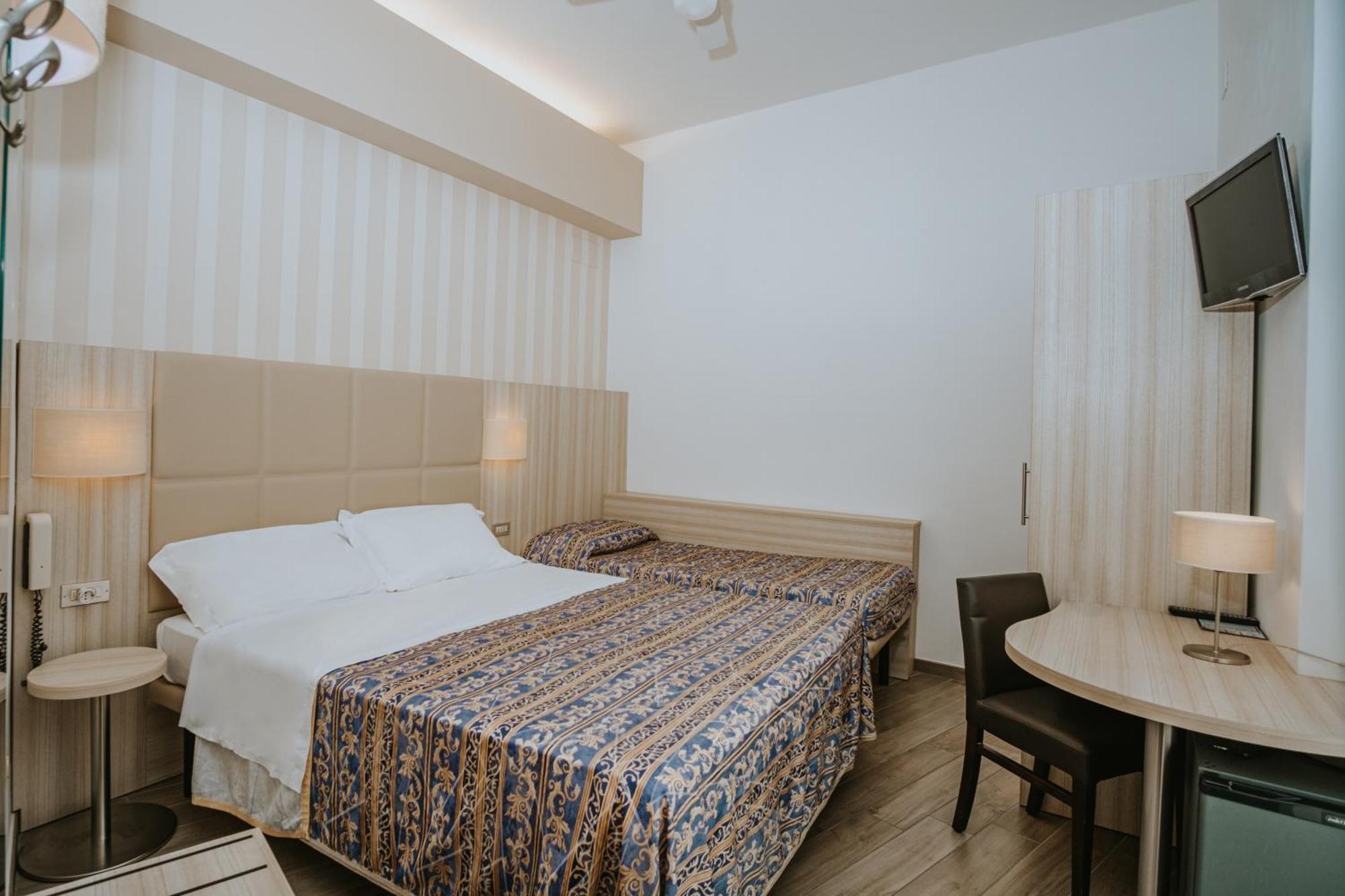 Hotel Gabriella Rimini Ngoại thất bức ảnh