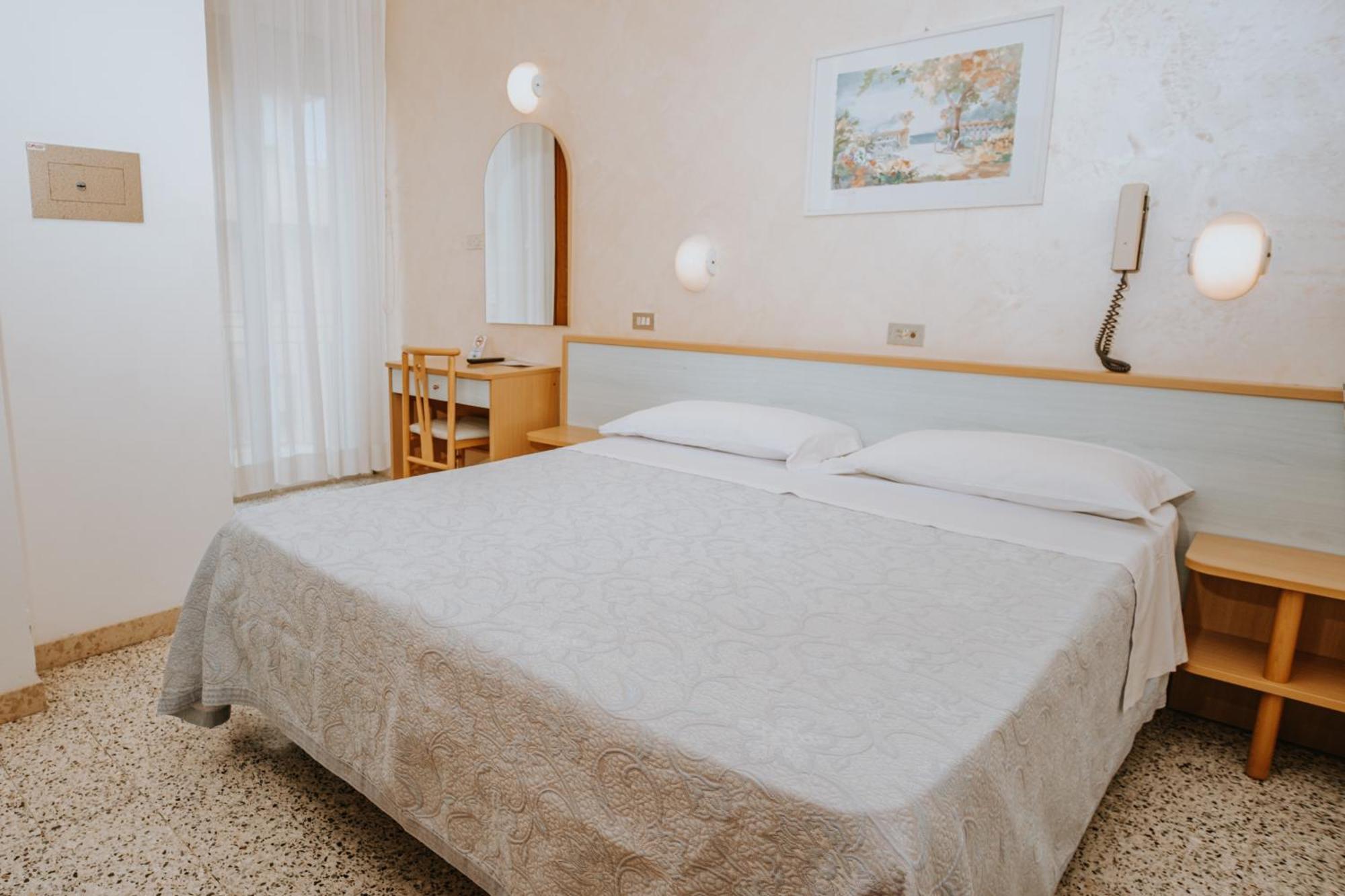 Hotel Gabriella Rimini Ngoại thất bức ảnh
